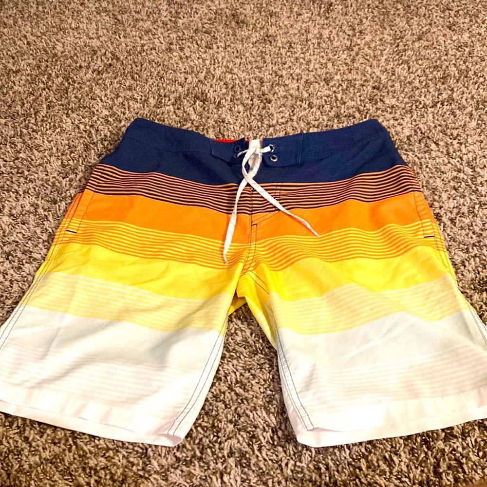 Swim trunk
